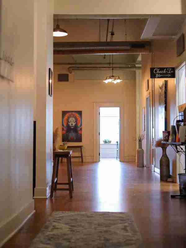 Virtual Tour of Holistic Wellness and Psychiatry Located in Cedar Rapids, IA and St. Thomas, USVI